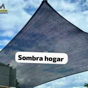 Detalle del tejido de la malla sombra negra con ojetes metálicos